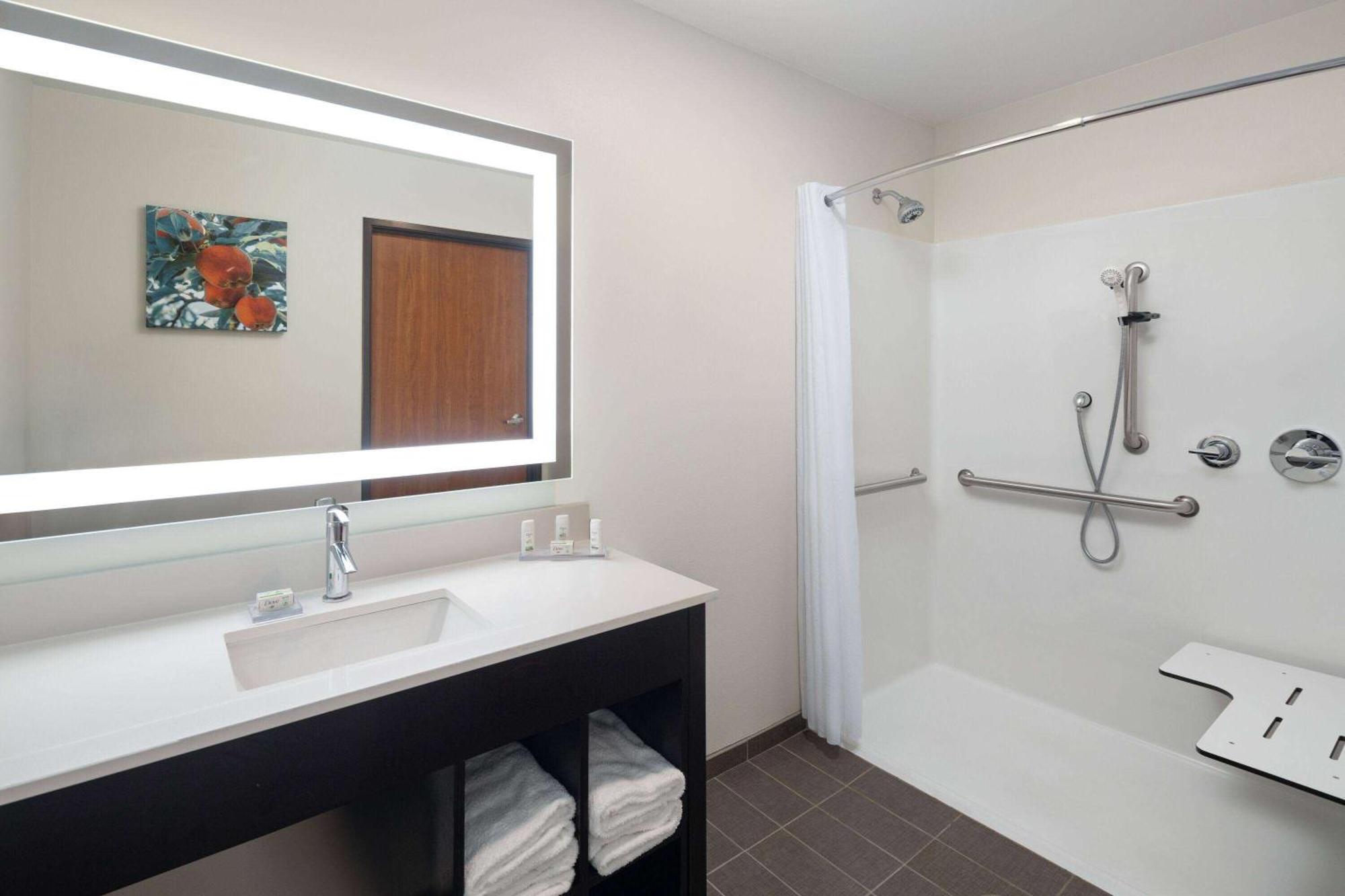 La Quinta Inn & Suites By Wyndham Wenatchee Eksteriør billede