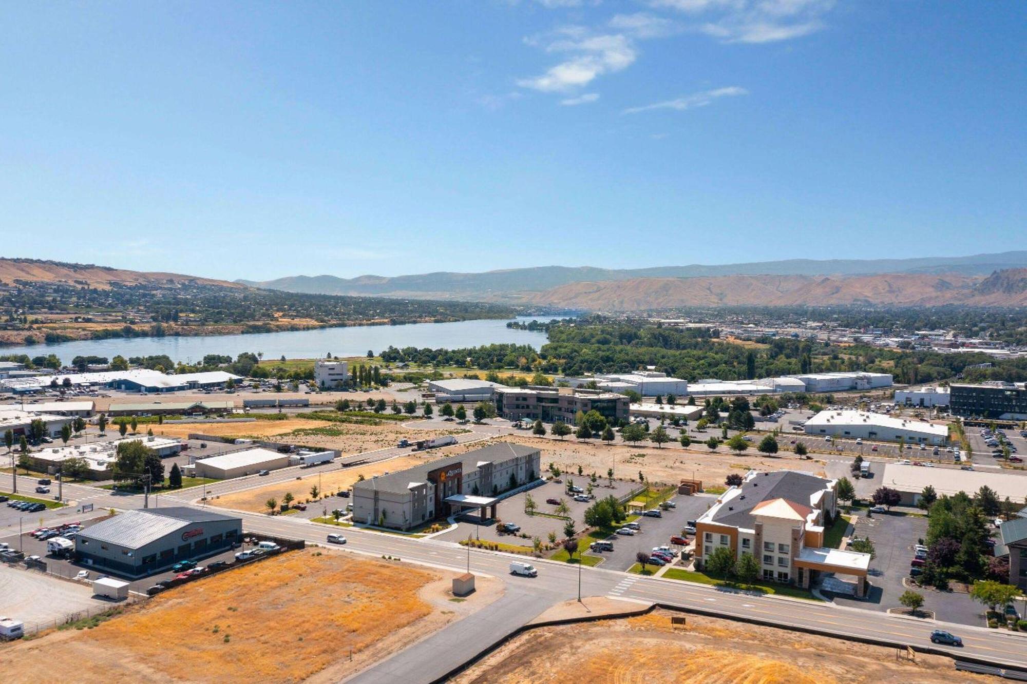 La Quinta Inn & Suites By Wyndham Wenatchee Eksteriør billede